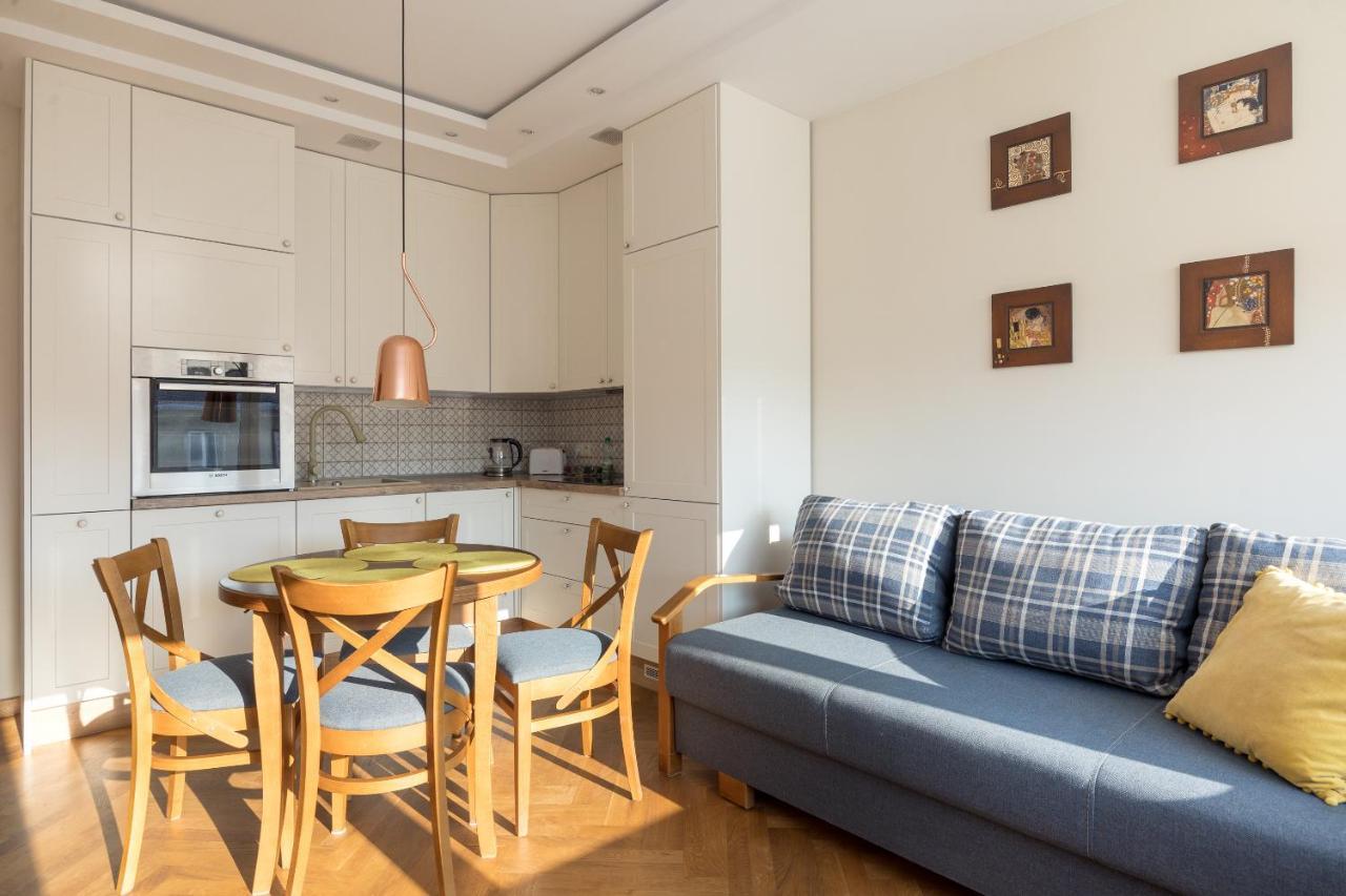 Piekna 2-Bedroom Apartment Varsovie Extérieur photo